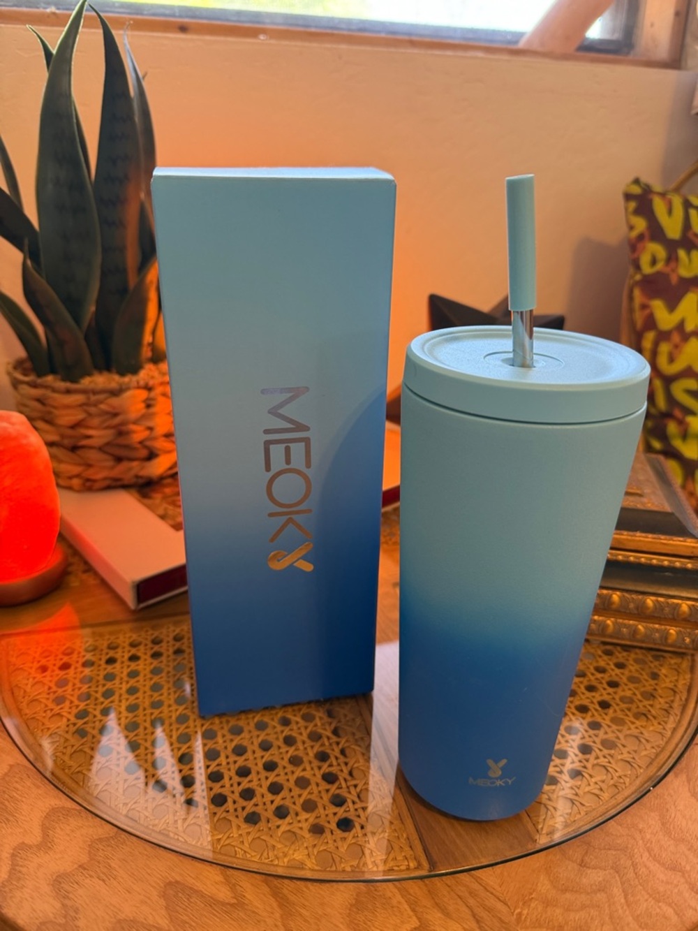 MEOKY Gradient Blue Insulated Tumbler with Straw